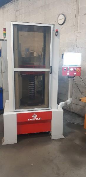 Machine à tarer